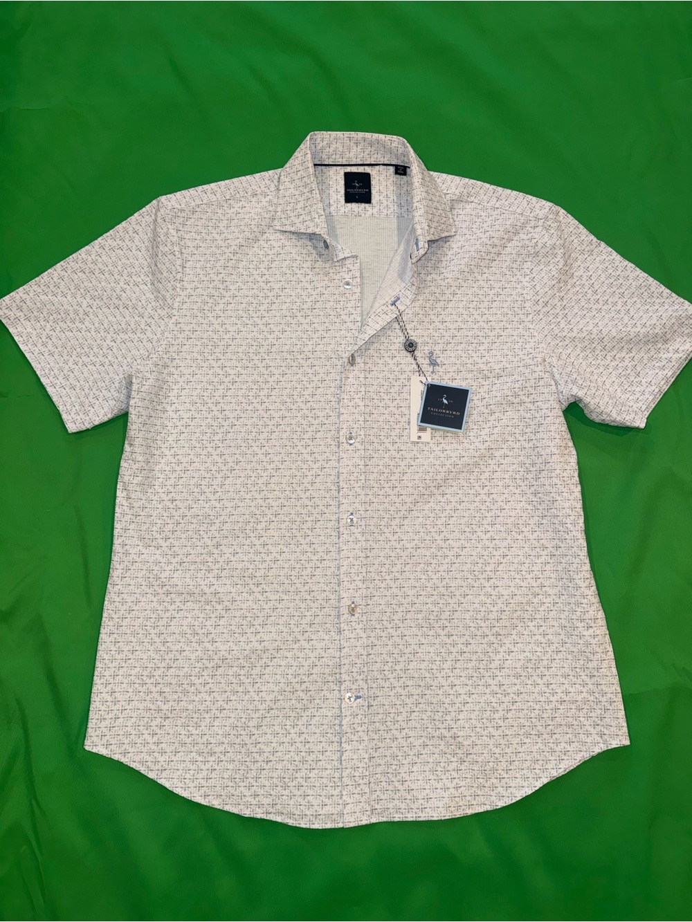 Tailorbyrd Short Sleeve Button-Down Shirt in White with Light Gray Print